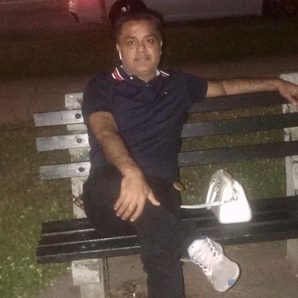 Profile Picture of Amir Butt butt (@muhammadbutt298) on Poshmark