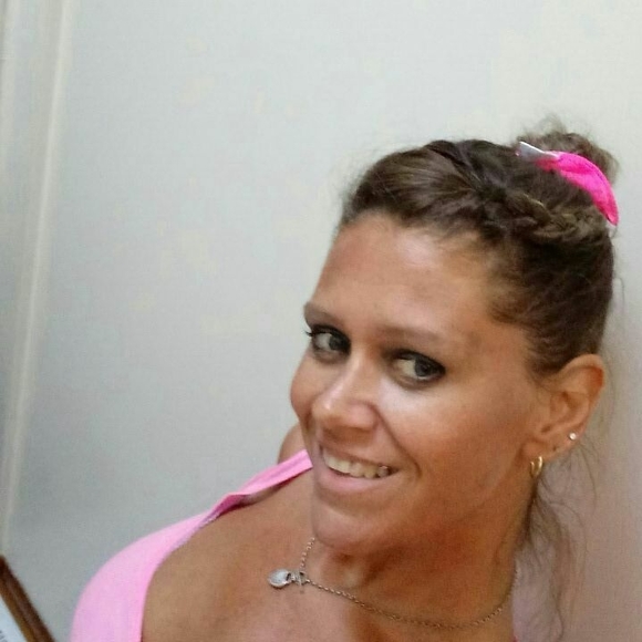 Profile Picture of Tracy Adkisson (@tlkiss524) on Poshmark