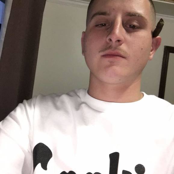 Profile Picture of Johnne Shiheiber (@johnjune) on Poshmark