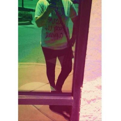Profile Picture of Libby  🤖 (@taralibby) on Twitter