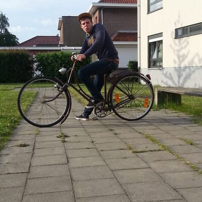 Profile Picture of Mike De Troyer (@DestroyerMike) on Twitter