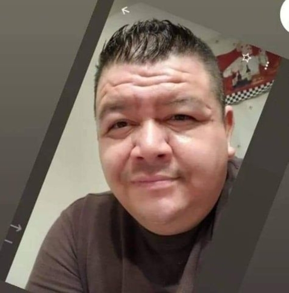 Profile Picture of David Oliver (@davidoliver1120) on Poshmark