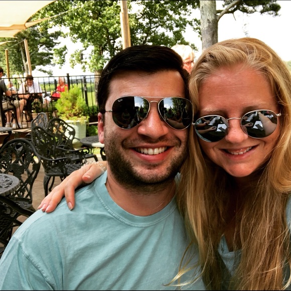 Profile Picture of Alexis Brownstein (@awbrownstein) on Poshmark