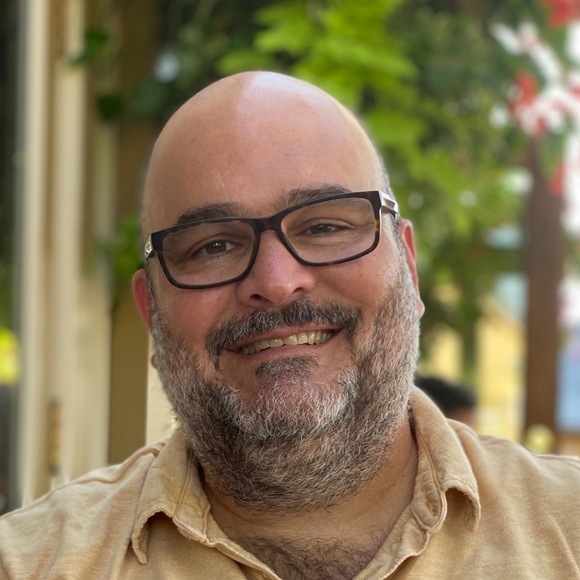 Profile Picture of Fernando eduardo Maya ferreira (@femaya) on Poshmark