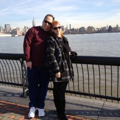 Profile Picture of Lori Mock (@shoppingdiva74) on Twitter
