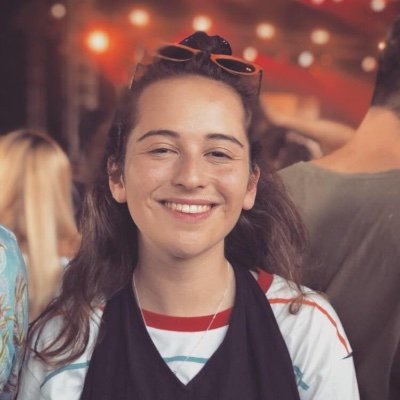 Profile Picture of Flora (@FloraCharatan) on Twitter