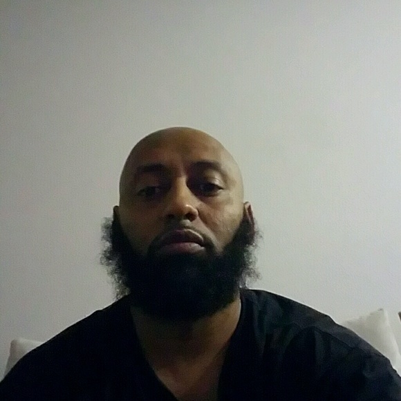 Profile Picture of Mathewos Woldehanna (@mathewos206) on Poshmark