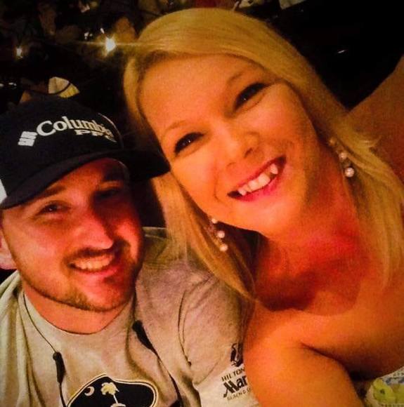 Profile Picture of Robert Dover (@rbdrummer08) on Poshmark