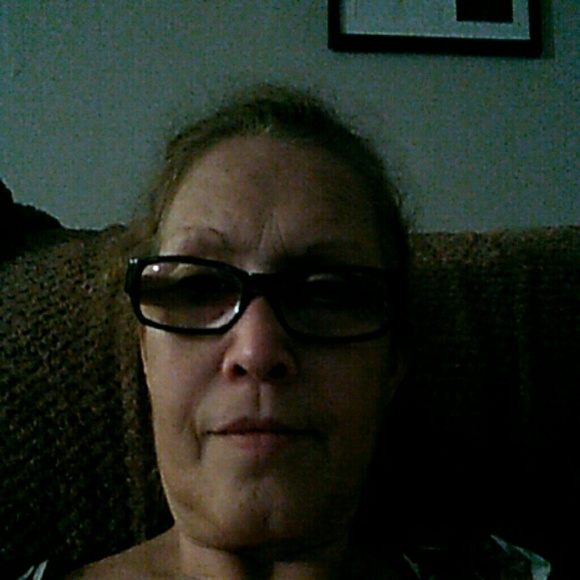 Profile Picture of Sheila Brooks (@mimi2bug) on Poshmark