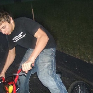 Profile Picture of Peter Wozniak (@peterwozy) on Myspace