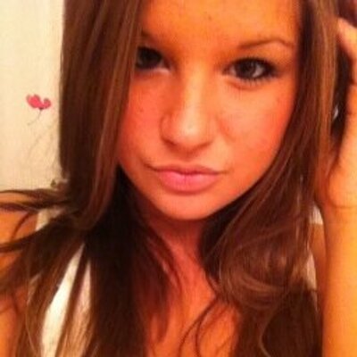 Profile Picture of Bianca Costa (@biancaaalee) on Twitter