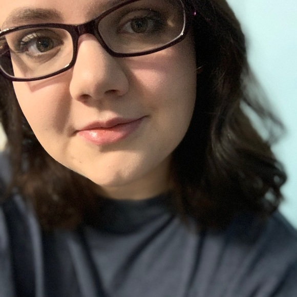 Profile Picture of Allison Alexander (@allisona929) on Poshmark