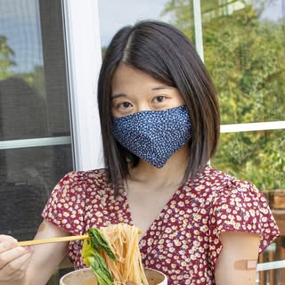 Profile Picture of Girl Eats NYC • Lori (@girleatsnyc) on Instagram