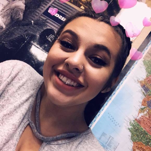 Profile Picture of Chytasia Vollmer (@chytasia01) on Poshmark