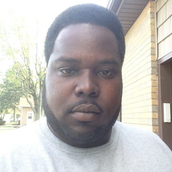 Profile Picture of Augustia Mackey (@augustia77) on Poshmark