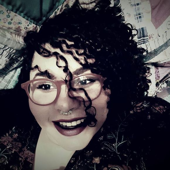 Profile Picture of Erica Boerger (@erf2erb) on Poshmark