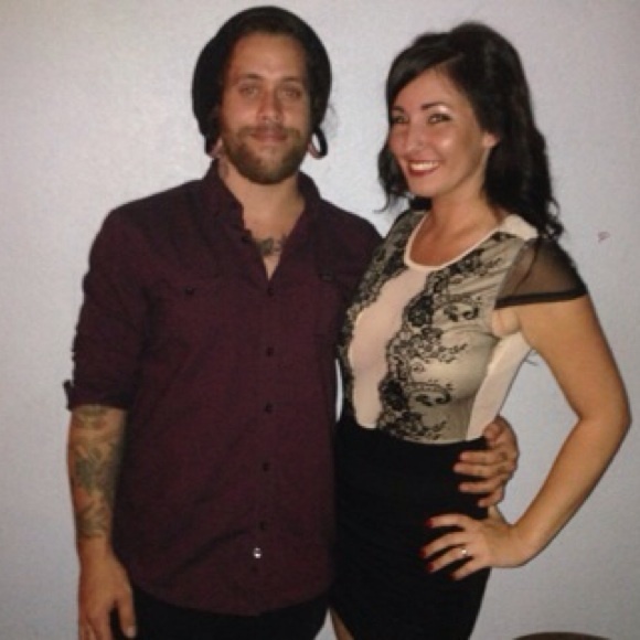 Profile Picture of James Notley (@hokunaokala) on Poshmark