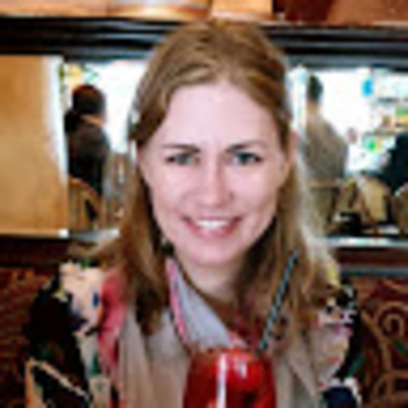 Profile Picture of Amanda Weyers (@a_weyers) on Poshmark