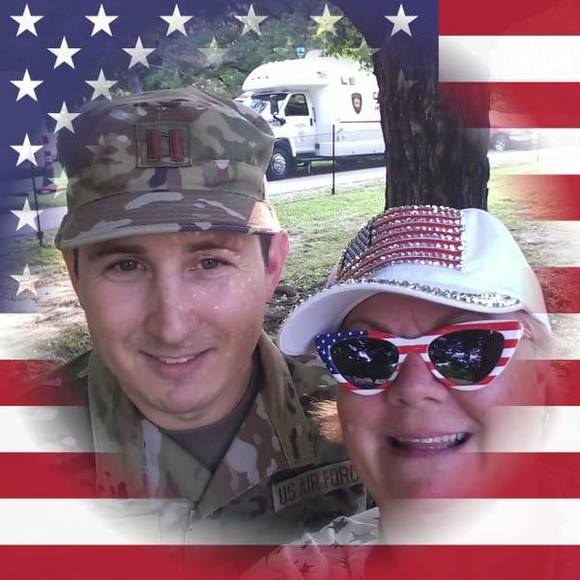 Profile Picture of Shawn Toomey (@shawntoomey) on Poshmark