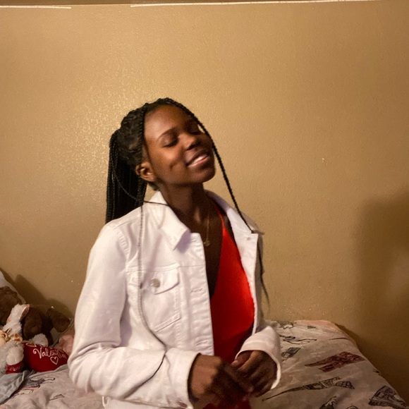 Quinn Baker - Poshmark Profile Picture of Quinn Baker (@iiitsquinn) on Poshmark