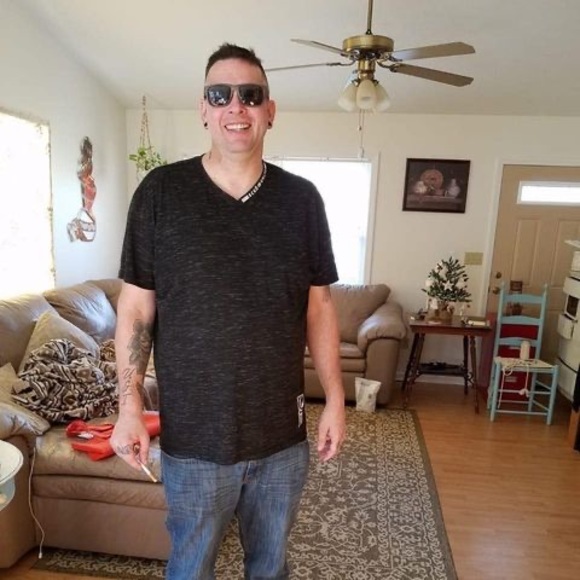 Profile Picture of Jeremy Wood (@fbiiscoming4u) on Poshmark