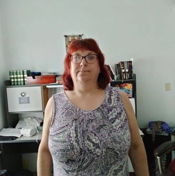 Profile Picture of Jodie Bieschke (@jodiebieschke) on Poshmark