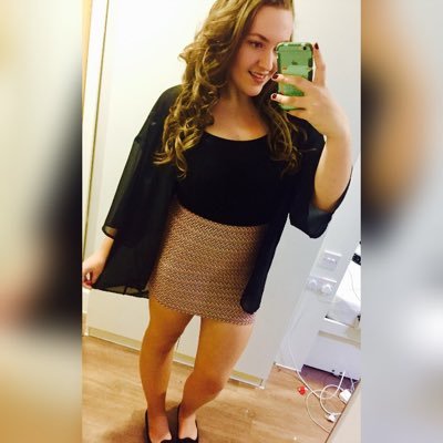 Profile Picture of Lauren Gurr (@laurengurr) on Twitter