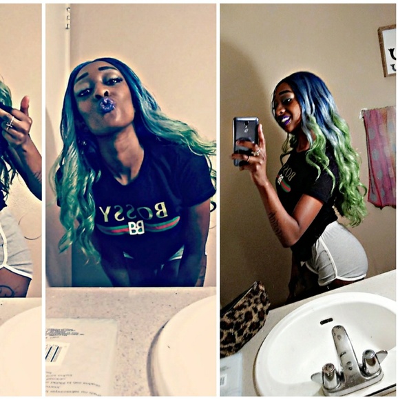 Profile Picture of Mz Sagleee (@beautifulb2000) on Poshmark