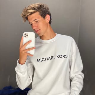 Profile Picture of D a n i e l B r u n o (@_danielbruno) on Instagram