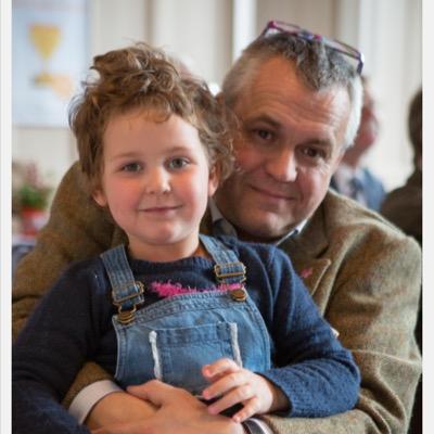 Profile Picture of Gavin Wallace (@TheWide) on Twitter