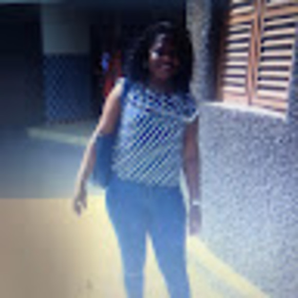 Profile Picture of Albertina Monteiro (@bertinamoreira1) on Poshmark