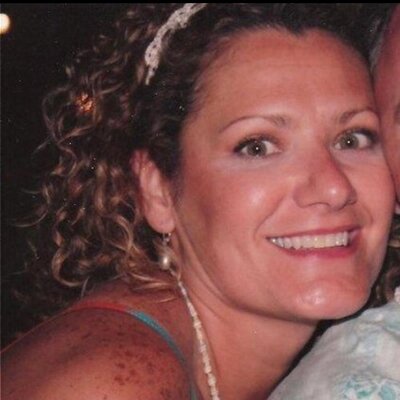 Profile Picture of Lisa Tarantino (@LisaPetexpress) on Twitter
