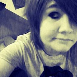 Profile Picture of Josephine Weber (@ArminArlert0) on Twitter