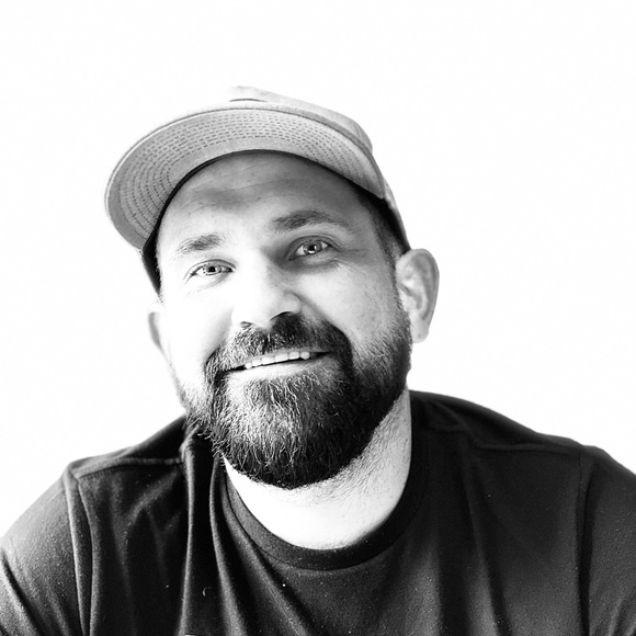 Profile Picture of Bret Peterson (@bretpeterson) on Poshmark