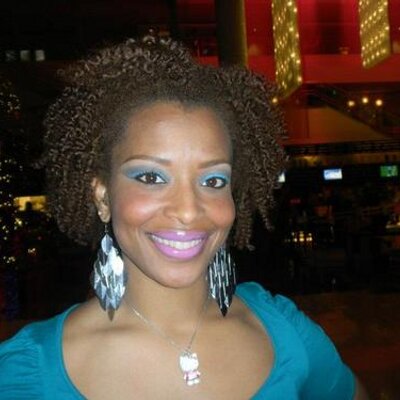 Profile Picture of Lynnette Mitchell (@lynnetterubyrub) on Twitter