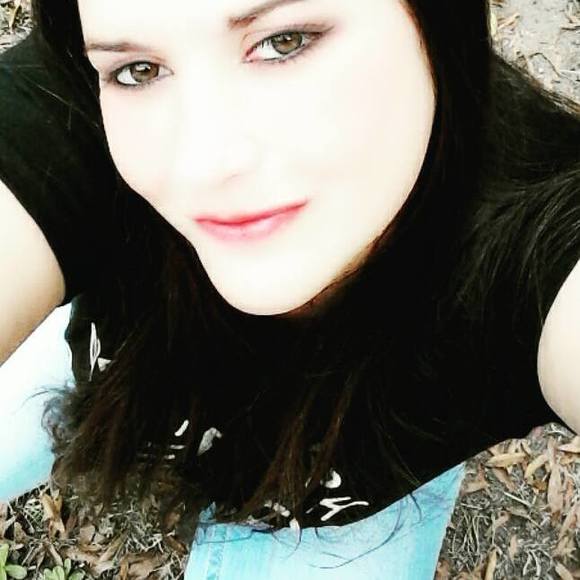 Kimberly Beason - Poshmark Profile Picture of Kimberly Beason (@kimberly2669) on Poshmark