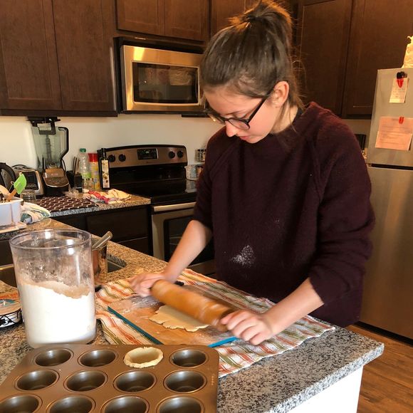 Profile Picture of Nicole Wojnowski (@nwojnowski) on Poshmark