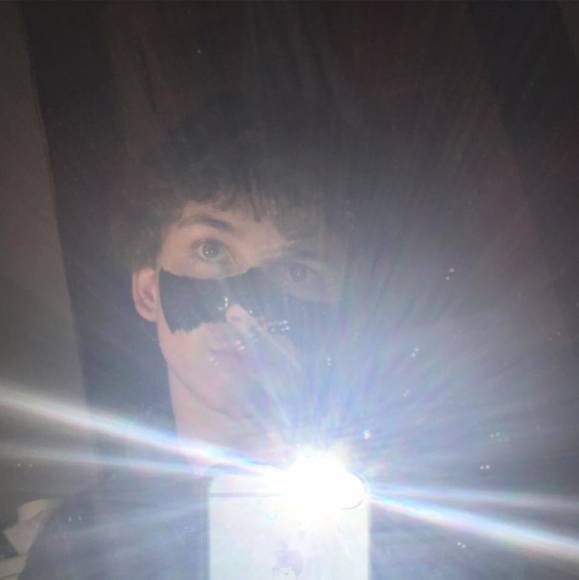 Profile Picture of Andrew Murphy (@andrewmurphy234) on Poshmark
