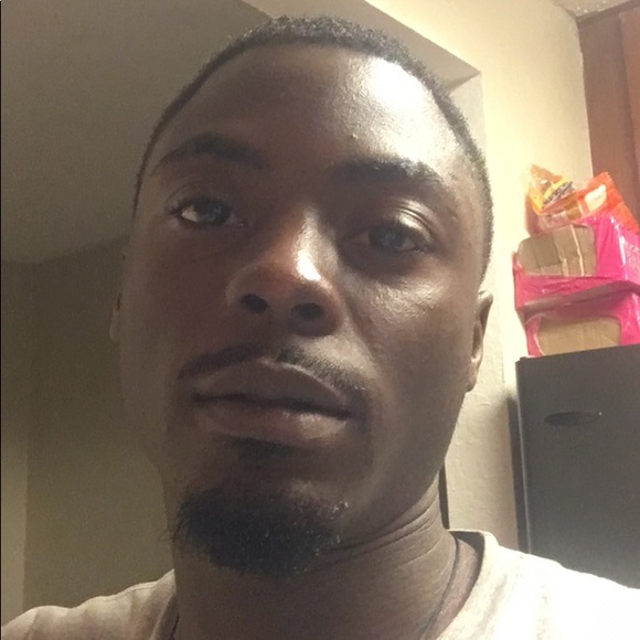 Profile Picture of Brian Priester (@brian_priester) on Poshmark