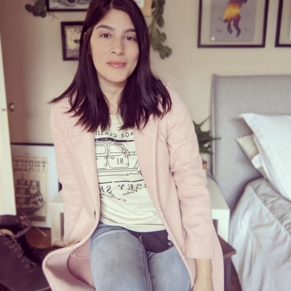 Profile Picture of Ruby Micheals (@rubymicheals) on Poshmark