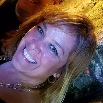 Profile Picture of Julie Gesuale (@onlyonejulie) on Twitter