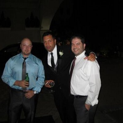 Profile Picture of Tom Lore (@tomlore44) on Twitter