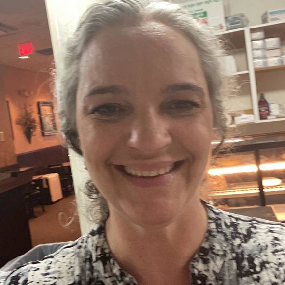 Profile Picture of Kim Evans browning (@kimmyb73) on Poshmark