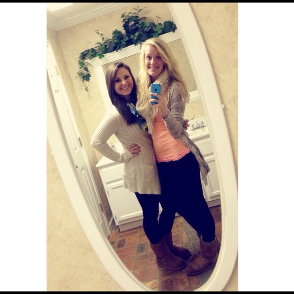 Profile Picture of Cierra Long (@clong14) on Poshmark