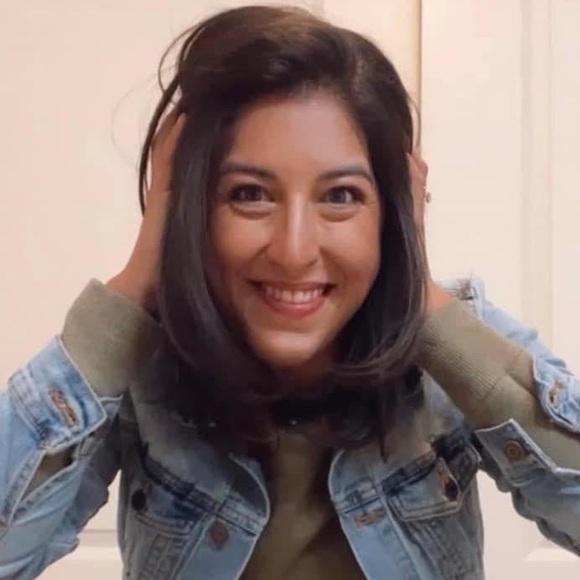 Profile Picture of Erica Mccraw (@elmccraw) on Poshmark