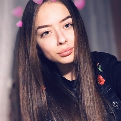 Profile Picture of Alina Bereznova (@AlinaBereznova) on Twitter