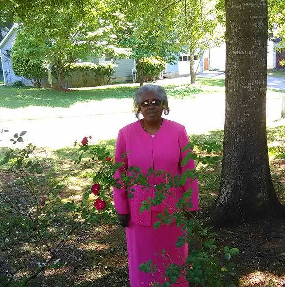 Profile Picture of Norma Page (@22032203) on Poshmark