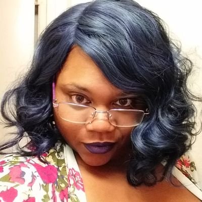 Profile Picture of Melissa Blue (@mel_thegreat) on Twitter