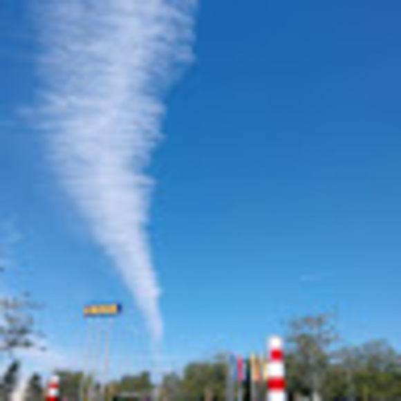 Profile Picture of Letale Tesfaimtffcct (@letaletesfai) on Poshmark