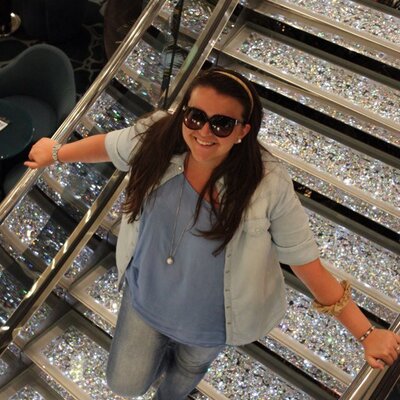 Lisa Dibello - Twitter Profile Picture of Lisa Dibello (@LisaDibello) on Twitter